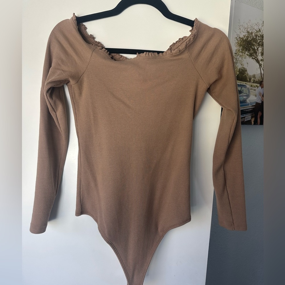 Abercrombie bodysuit size medium